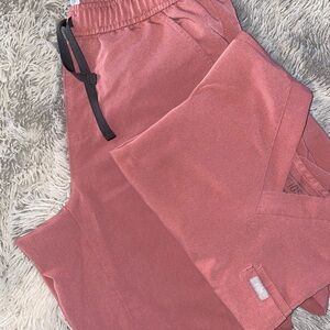 Men's Mauve Tansen™ 
Jogger Scrub Pants and shirt